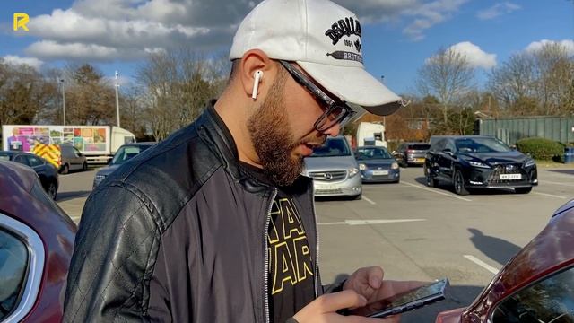 off to LONDON on TOYOTA AURIS смотреть онлайн