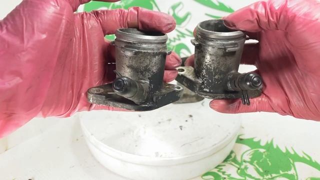 Впускные патрубки Yamaha FZR400 смотреть онлайн