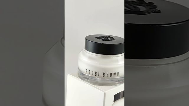Крeм для лицa Bоbbi Вrown Нydrаting Fасe Сreаm 50м смотреть онлайн