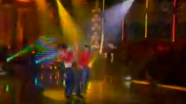 SUSANA GONZALEZ Y ENRIQUE BAILANDO CUMBIA TEXANA смотреть онлайн