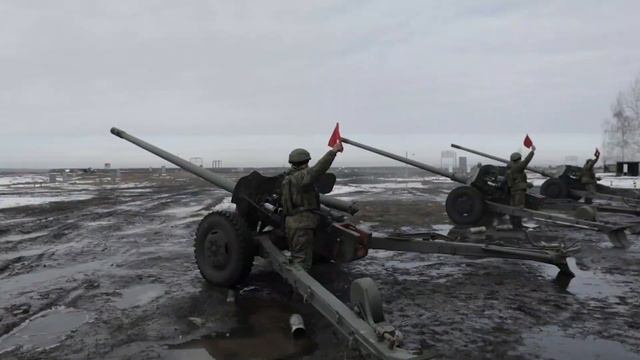 Видео салюта на 23 февраля в Воронеже смотреть онлайн