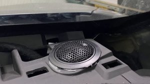 Nissan X-Trail T32 - Connect 4, шумоизоляция дверей и замена акустики.