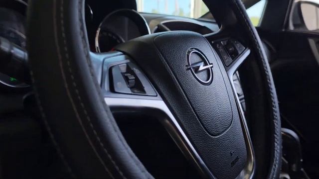 OPEL ASTRA, 2012 смотреть онлайн