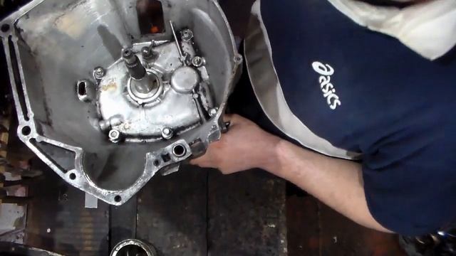 Ремонт 4 ступенчатой кпп ваз 2101-2106.Сборка 4 ступенчатой коробки ваз 2101-2106. смотреть онлайн