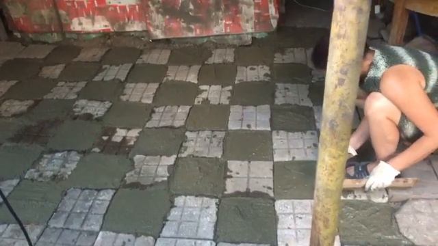 укладка плитки тротуарной в шахматном порядке с цементом смотреть онлайн