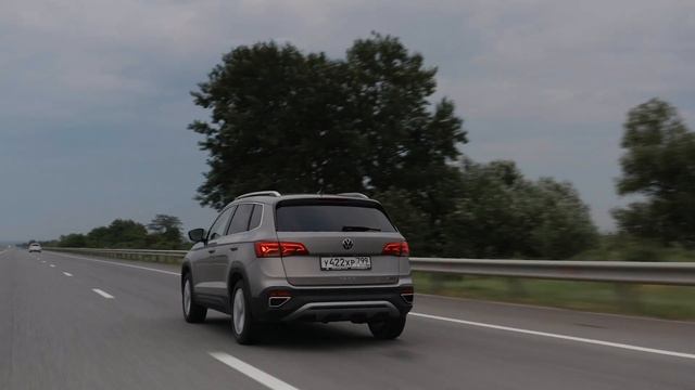 Тест Volkswagen Taos: передний привод против полного, Status против Exclusive смотреть онлайн