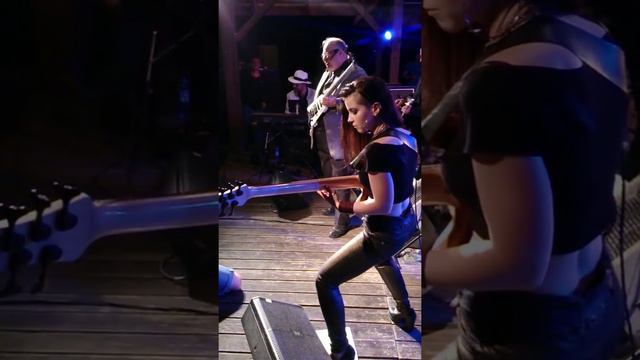 SLAP BASS SOLO LIVE [Joanna Dudkowska - Spector Bass]