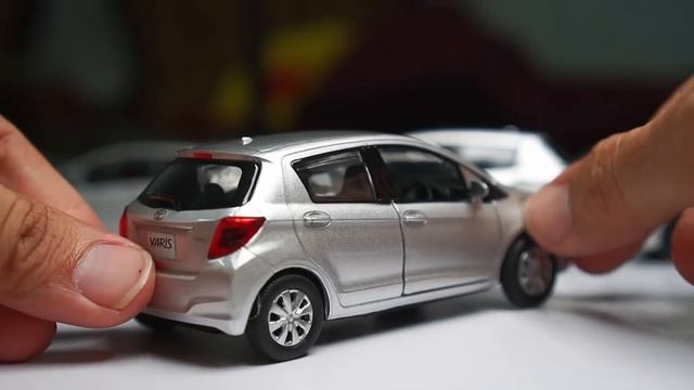 Unboxing 1000’s of Toyota Yaris / Toyota Vitz Diecast Model Cars ? смотреть онлайн