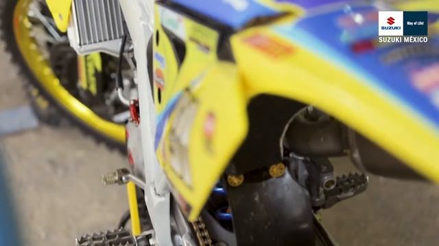 Stefan Everts habla de los modelos 2018 de la nueva SUZUKI RMZ смотреть онлайн