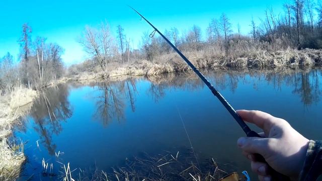 Щучка зимою на невеликій річці смотреть онлайн