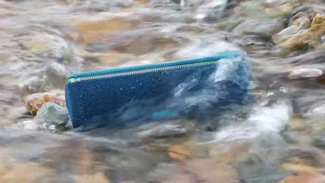 Sony SRS-XB31 работает в воде смотреть онлайн