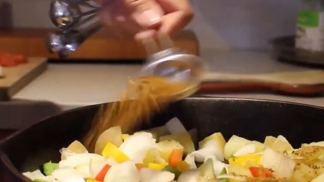 Картошка с шампиньонами. Potatoes With Champignons.