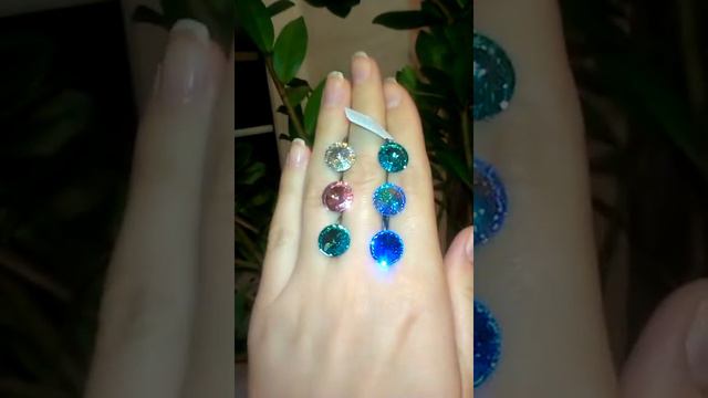 Серьги с хрусталем Сваровски. смотреть онлайн
