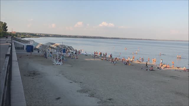 Таганрог: набережная, пляжи Приазовье и Тополь смотреть онлайн