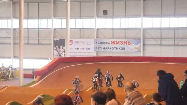 28 Boy SemiFinal смотреть онлайн