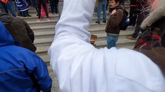 Never-before-seen January 6 footage from our photographer смотреть онлайн