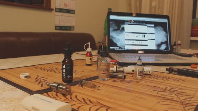 Как заправлять электронную сигарету. Заправка электронной сигареты - видео. смотреть онлайн