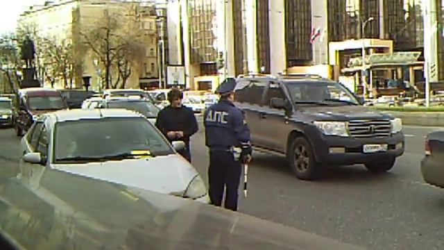 Кавказец дебоширит (Тургеневская площадь) 2 смотреть онлайн