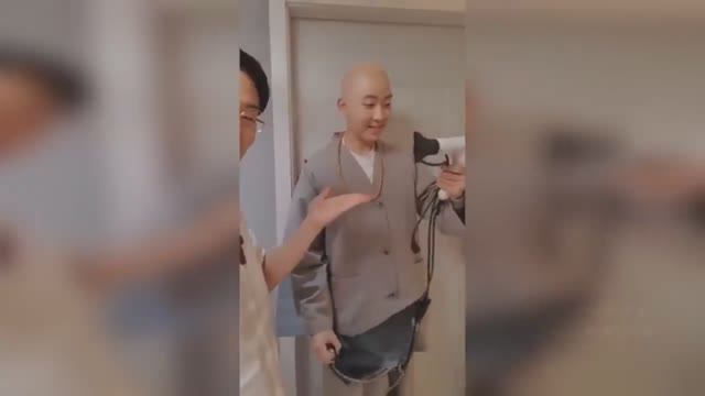 Купил похавать Бомжу Васе, Проблемы Высоких людей смотреть онлайн