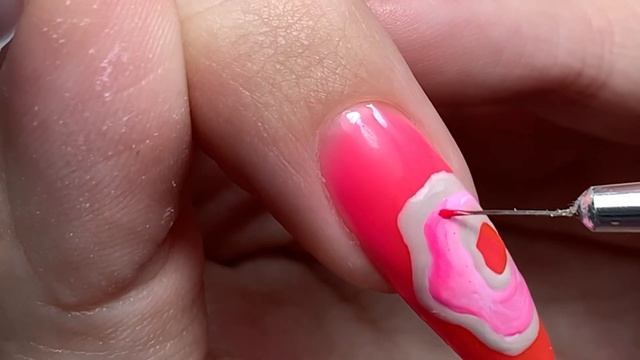 Как нарисовать пончик на ногтях гель лаками, модный дизайн ногтей, яркий маникюр смотреть онлайн