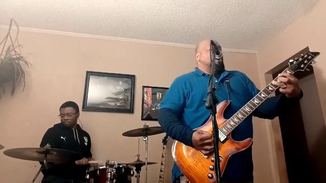 Schecter C1 plus with Railhammer Alnico Grande/Yamaha Stage Custom Birch...Sun n Eye смотреть онлайн