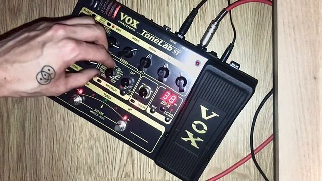 Гитарный процессор Vox Tonelab ST смотреть онлайн