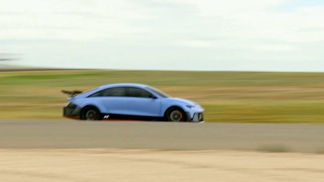 Review: Hyundai RN22e DRIVEN in Australia! | Wheels Australia смотреть онлайн