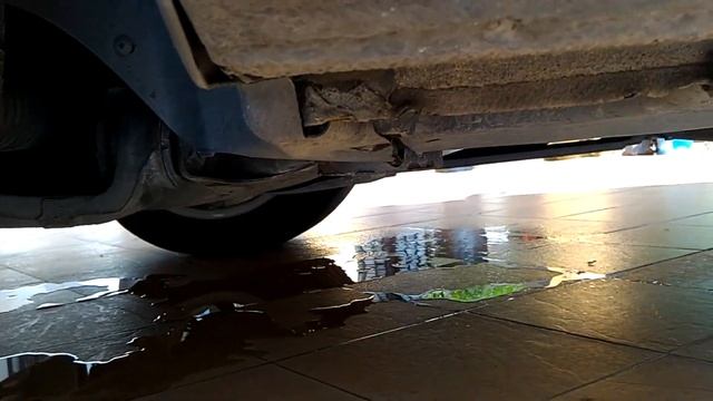 Вода в порогах Туарега, Кайена и Ауди Ку-7! смотреть онлайн