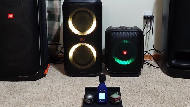 Klipsch Gig XXL vs JBL Partybox Encore Essential (Pee-Wee) - Indoors, Plugged In? Bluetooth Speaker смотреть онлайн
