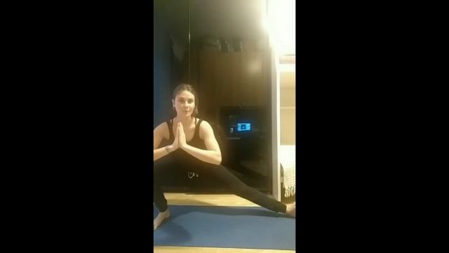 Muladhara e Radicamento- Yoga Insieme in quarantena смотреть онлайн