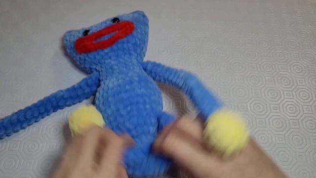 Плюшевая игрушка Хаги Ваги крючком. Игрушка из компьютерной игры Poppy Playtime. смотреть онлайн