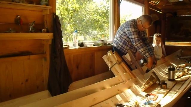 как сделать деревянную лодку не имея опыта ч 2я смотреть онлайн