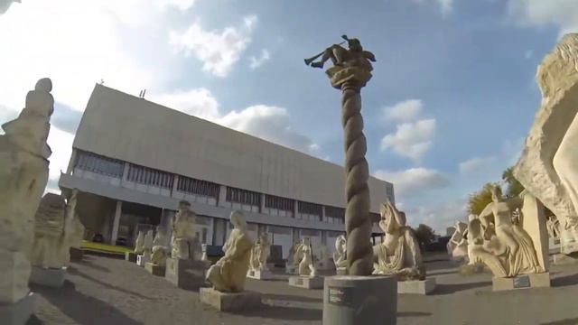 Дмитрий Хапов Музеон, Головы и падение смотреть онлайн