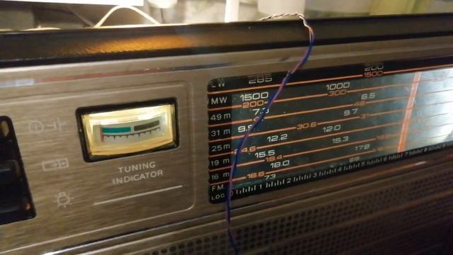 Разборки с АРУ и индикатором в Selena B216 смотреть онлайн