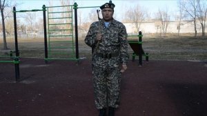 Строевые приемы и движения с оружием