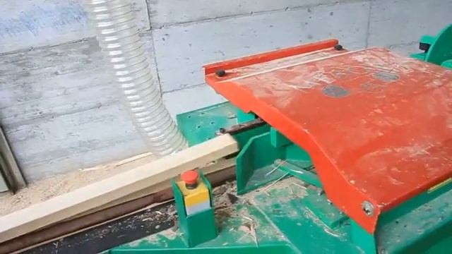 Станок для переработки горбыля MEBOR KR-15. Обрезная доска из горбыля за один проход. Мебор КР-15 смотреть онлайн