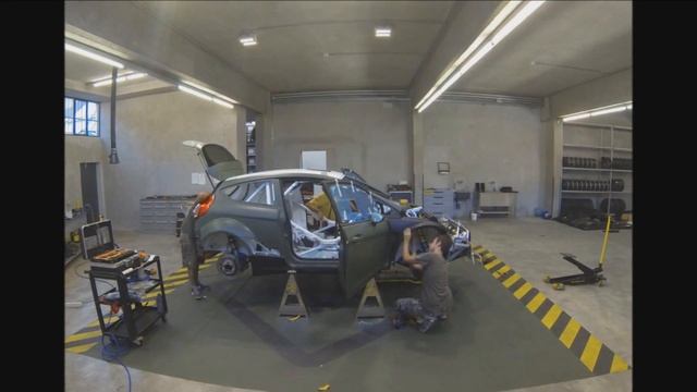 Assembling Time Lapse - Ford Fiesta R5 смотреть онлайн