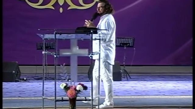 Воскресное служение 25.08.2019 - Виталий Фалий смотреть онлайн