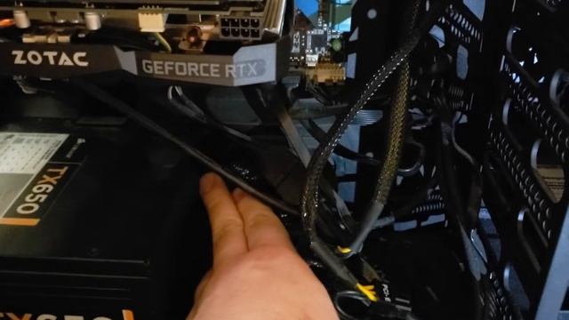 Two 6+2 pin graphics card power connection to one 6+2 смотреть онлайн