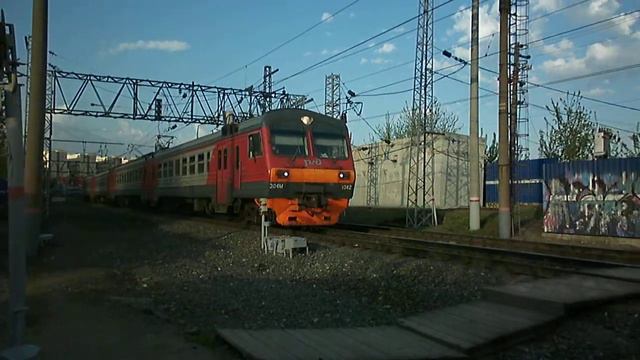 Электропоезд ЭД4М-1041/1042 смотреть онлайн