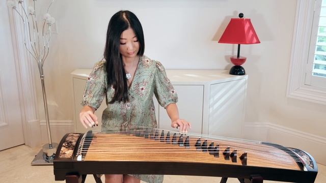 Learn To Play the Guzheng in 80 Mins | Bei Bei's Guzheng Tutorial | Learn All the Basic Techniques смотреть онлайн