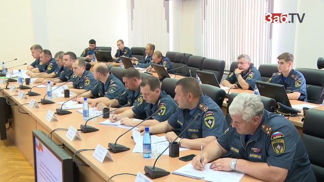 Глава МЧС Пучков остался доволен отчётами забайкальских огнеборцев, но выделил региону вертолёт Ми- смотреть онлайн