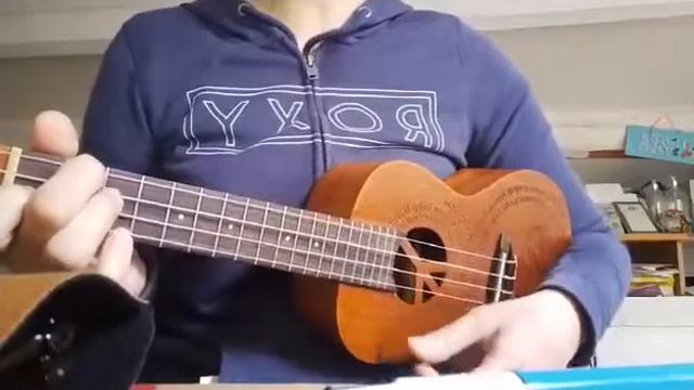 Diamonds - Rihanna ukulele cover смотреть онлайн