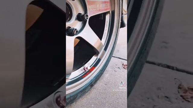 TE37SL’s on a Civic Type R смотреть онлайн