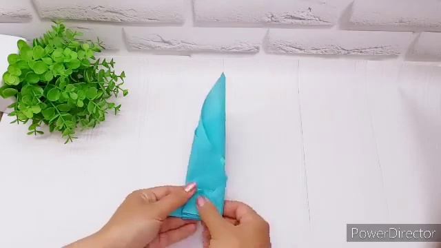 КАК КРАСИВО СЛОЖИТЬ САЛФЕТКИ В СТАКАН ДЛЯ СЕРВИРОВКИ СТОЛА NAPKIN DECORATION IDEAS СЕРВЕТКИ В СТАКА смотреть онлайн