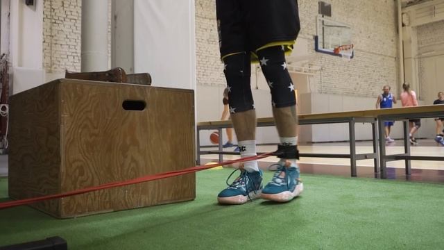 NIKE PG 6: ТЕСТ БАСКЕТБОЛЬНЫХ КРОССОВОК И МЯЧА WILSON EVO NEXT смотреть онлайн