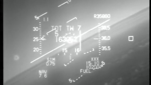 Near miss between fighter and commercial jet смотреть онлайн