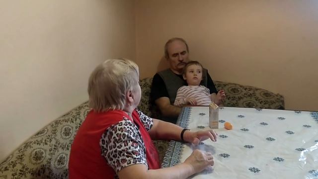 КАК ВАСЯ И ОЛЯ ЮЛЮ СПАТЬ УКЛАДЫВАЛИ . смотреть онлайн