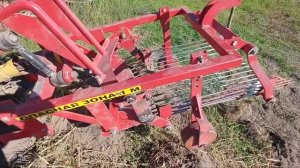 МТЗ 152 с картофелекопалкой. Доработка картофелекопалки