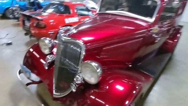 Classic cars. Morgan 3 Wheeler, Shelby Cobra, and others смотреть онлайн